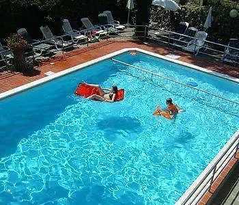 Hotel Astra 3*