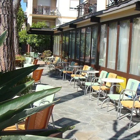 Hotel Astra